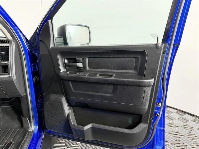 2019 Ram 1500 Classic Tradesman Crew Cab 4x4 5'7" Box