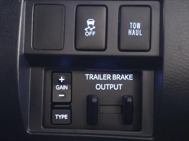 2017 Toyota Tundra SR5 5.7L V8