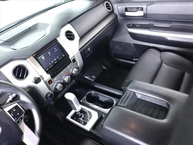 2017 Toyota Tundra SR5 5.7L V8