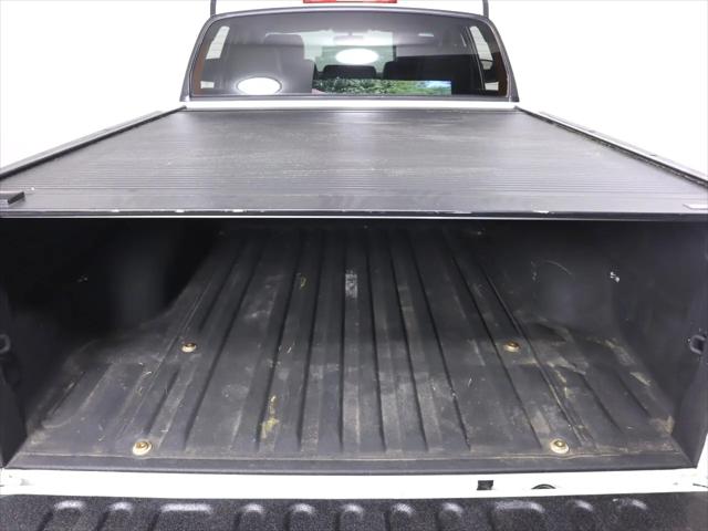 2017 Toyota Tundra SR5 5.7L V8
