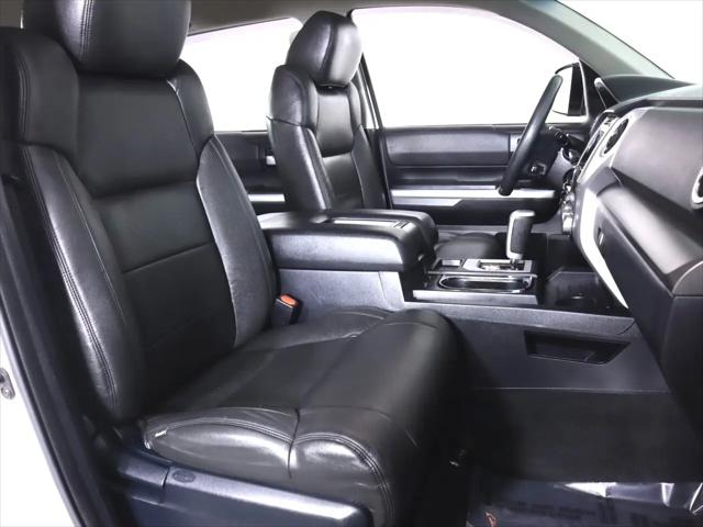 2017 Toyota Tundra SR5 5.7L V8