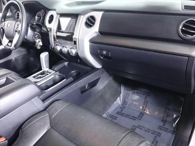 2017 Toyota Tundra SR5 5.7L V8