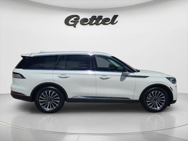 2023 Lincoln Aviator Standard
