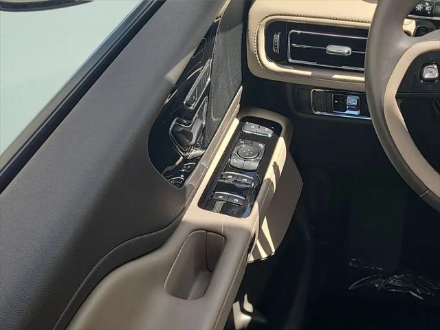 2023 Lincoln Aviator Standard