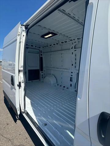 2026 Ram ProMaster 2500 Cargo Van Tradesman High Roof 159" WB w/Pass Seat