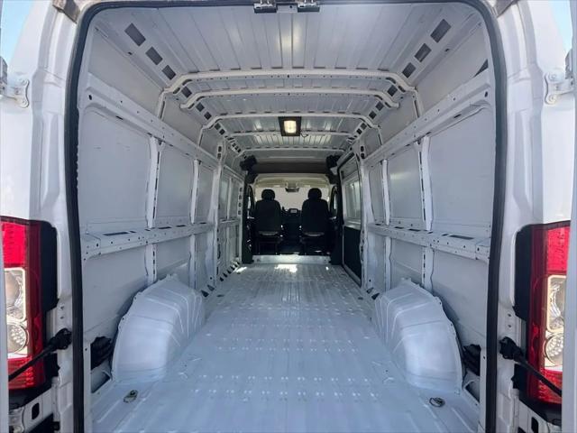 2026 Ram ProMaster 2500 Cargo Van Tradesman High Roof 159" WB w/Pass Seat