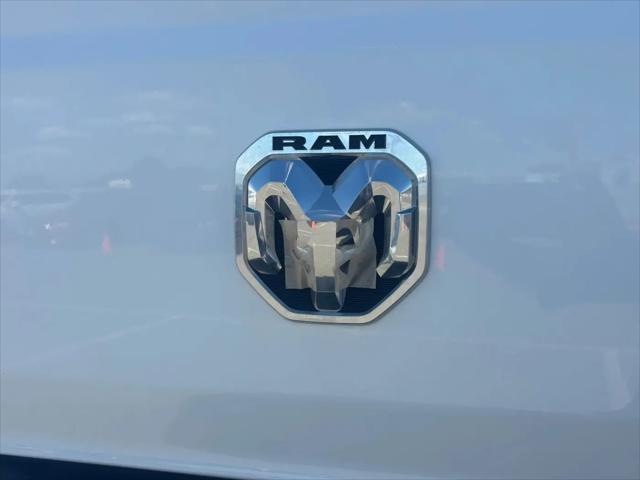 2026 Ram ProMaster 2500 Cargo Van Tradesman High Roof 159" WB w/Pass Seat