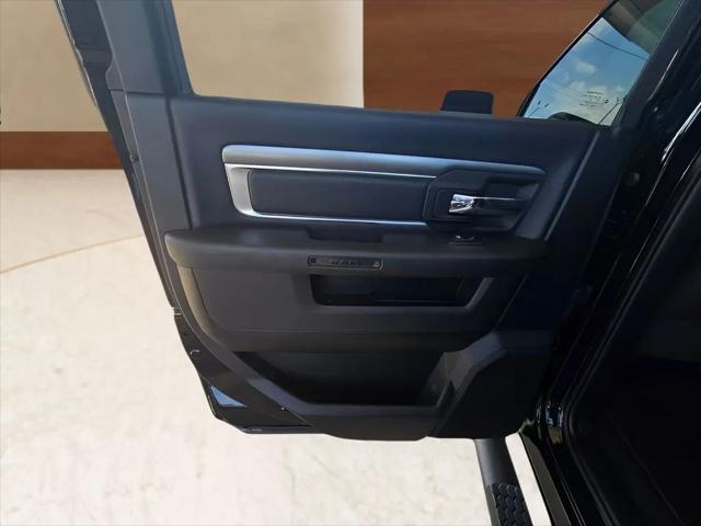 2022 Ram 1500 Classic Warlock Crew Cab 4x4 5'7" Box