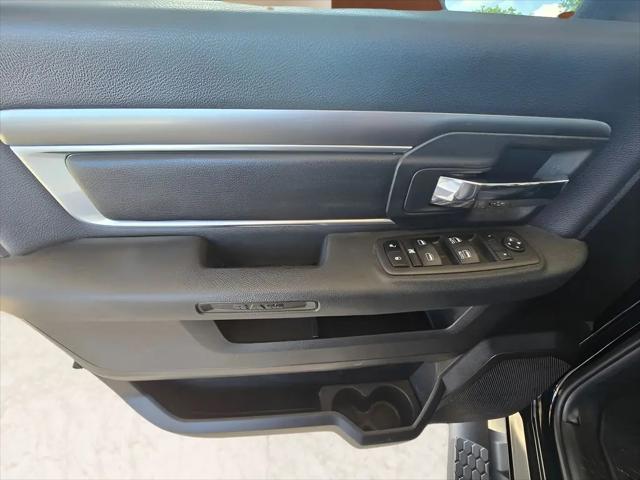 2022 Ram 1500 Classic Warlock Crew Cab 4x4 5'7" Box