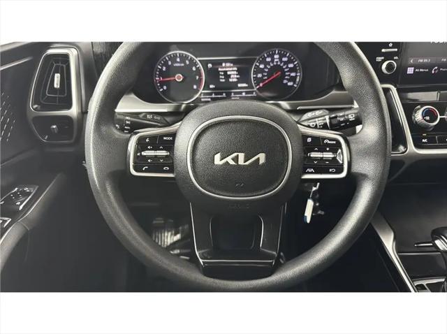 2022 Kia Sorento LX