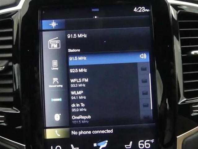 2021 Volvo XC90 Recharge T8 Inscription 7 Passenger