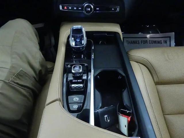 2021 Volvo XC90 Recharge T8 Inscription 7 Passenger