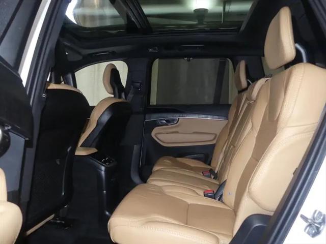 2021 Volvo XC90 Recharge T8 Inscription 7 Passenger