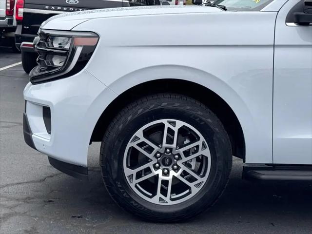 2026 Ford Expedition Max Active MAX