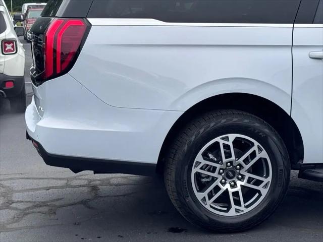2026 Ford Expedition Max Active MAX