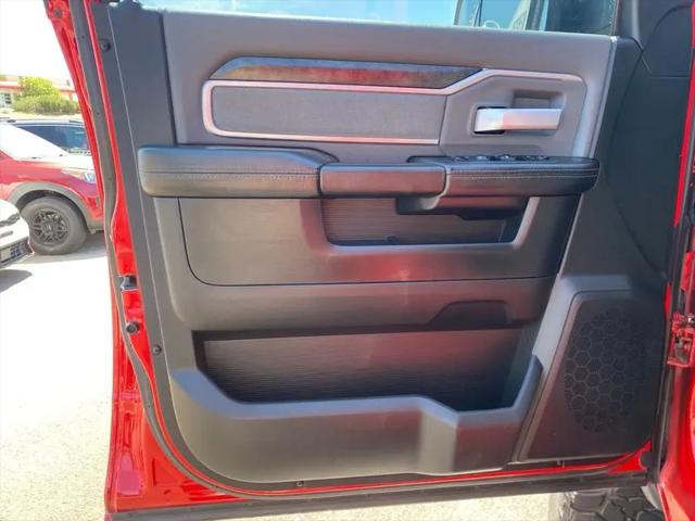 2020 Jeep Ram 2500 Big Horn Crew Cab 4x4 6'4" Box