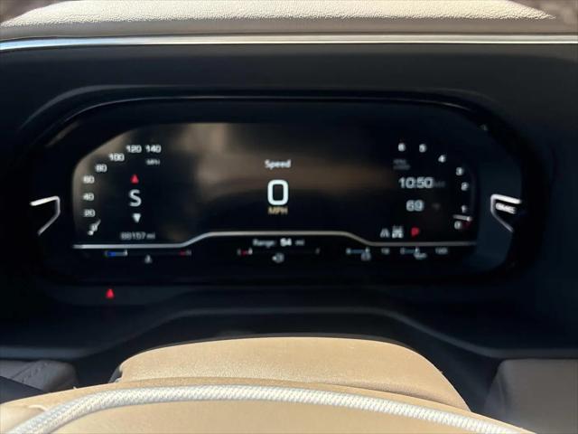 2023 GMC Yukon 4WD Denali