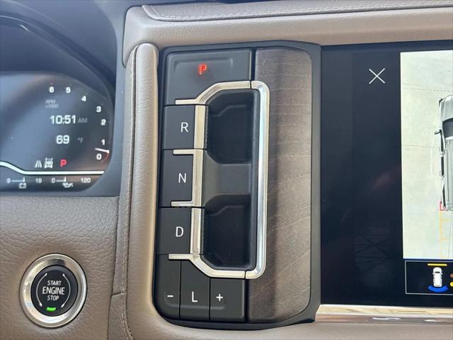 2023 GMC Yukon 4WD Denali