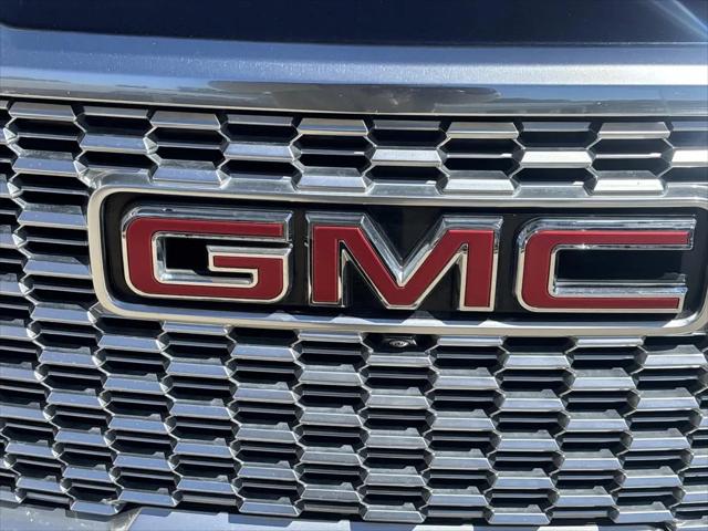 2023 GMC Yukon 4WD Denali