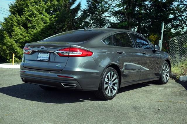 2020 Ford Fusion SE