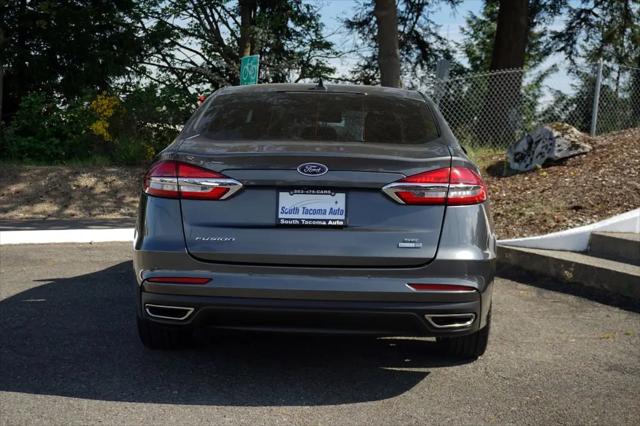 2020 Ford Fusion SE