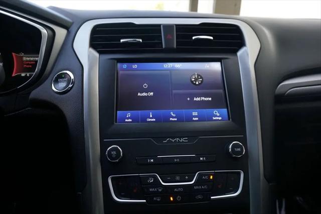 2020 Ford Fusion SE