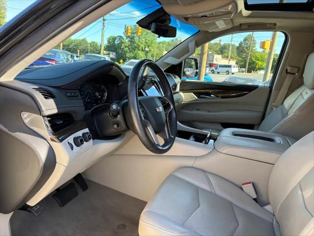 2019 Cadillac Escalade Luxury