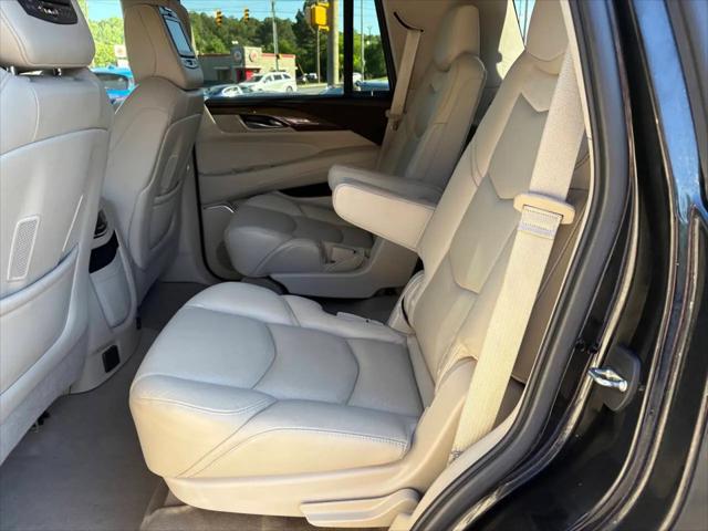 2019 Cadillac Escalade Luxury