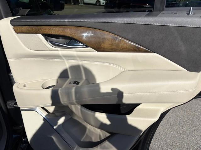 2019 Cadillac Escalade Luxury