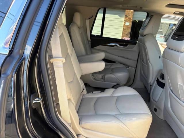2019 Cadillac Escalade Luxury