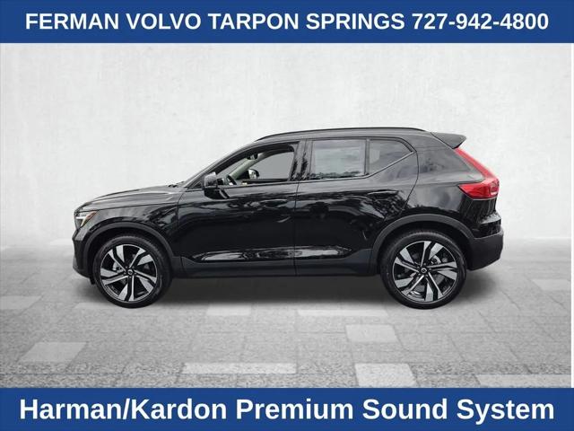 2026 Volvo XC40 Plus, B5 AWD Gas (mild hybrid), Dark