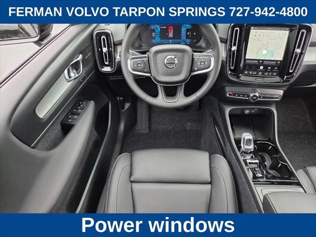 2026 Volvo XC40 Plus, B5 AWD Gas (mild hybrid), Dark