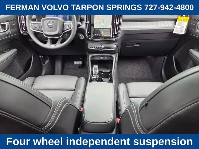 2026 Volvo XC40 Plus, B5 AWD Gas (mild hybrid), Dark
