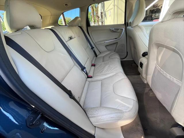 2010 Volvo XC60 T6