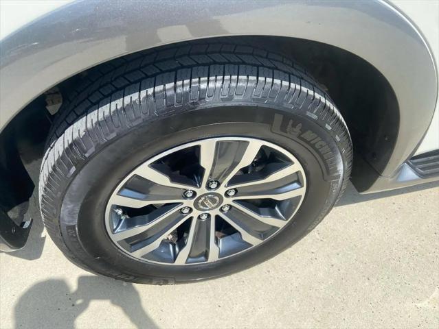 2017 Nissan Armada SL