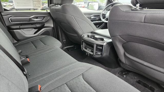 2025 Ram 1500 Big Horn Crew Cab 4x4 6'4" Box