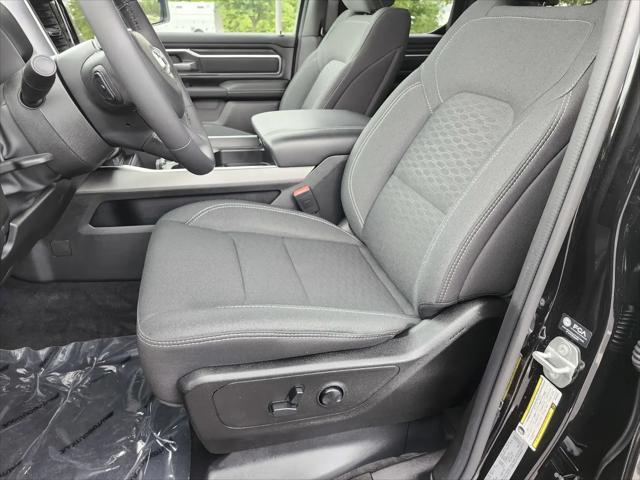 2025 Ram 1500 Big Horn Crew Cab 4x4 6'4" Box