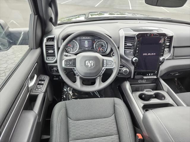 2025 Ram 1500 Big Horn Crew Cab 4x4 6'4" Box