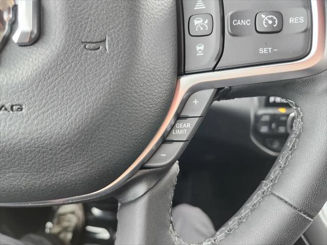 2025 Ram 1500 Big Horn Crew Cab 4x4 6'4" Box