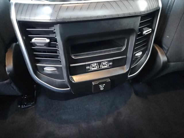 2025 Ram 1500 Big Horn Crew Cab 4x4 64 Box