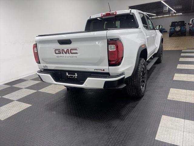 2026 GMC Canyon AT4, 4WD