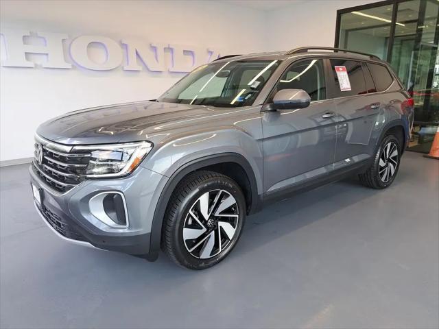 2025 Volkswagen Atlas 2.0T SE w/Technology