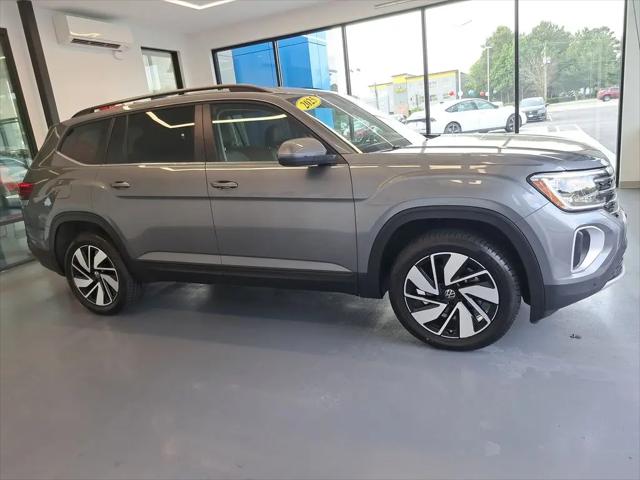 2025 Volkswagen Atlas 2.0T SE w/Technology
