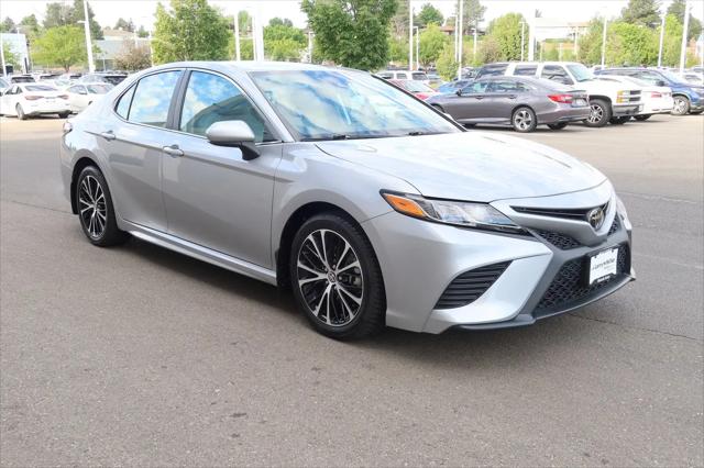 2020 Toyota Camry SE