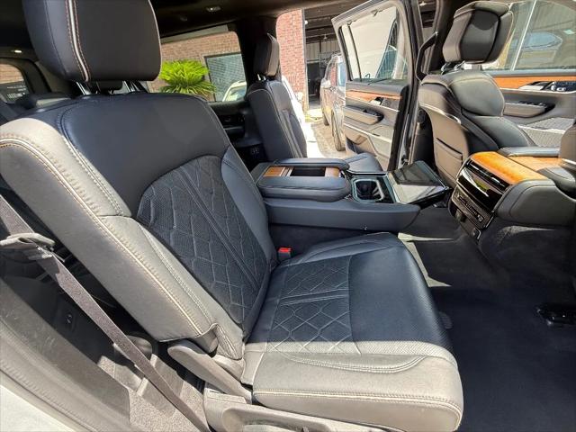 2024 Jeep Grand Wagoneer L Series III 4x4