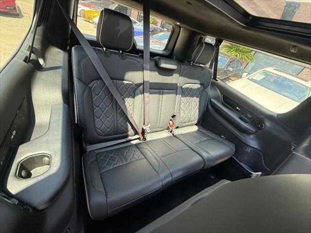 2024 Jeep Grand Wagoneer L Series III 4x4