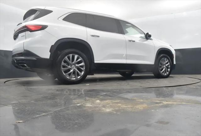 2025 Buick Enclave Preferred FWD