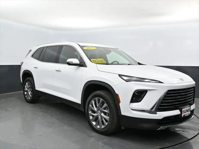 2025 Buick Enclave Preferred FWD