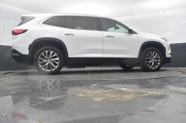 2025 Buick Enclave Preferred FWD
