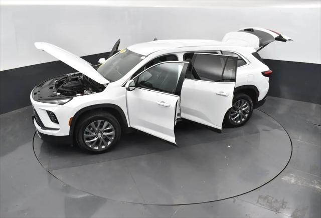 2025 Buick Enclave Preferred FWD